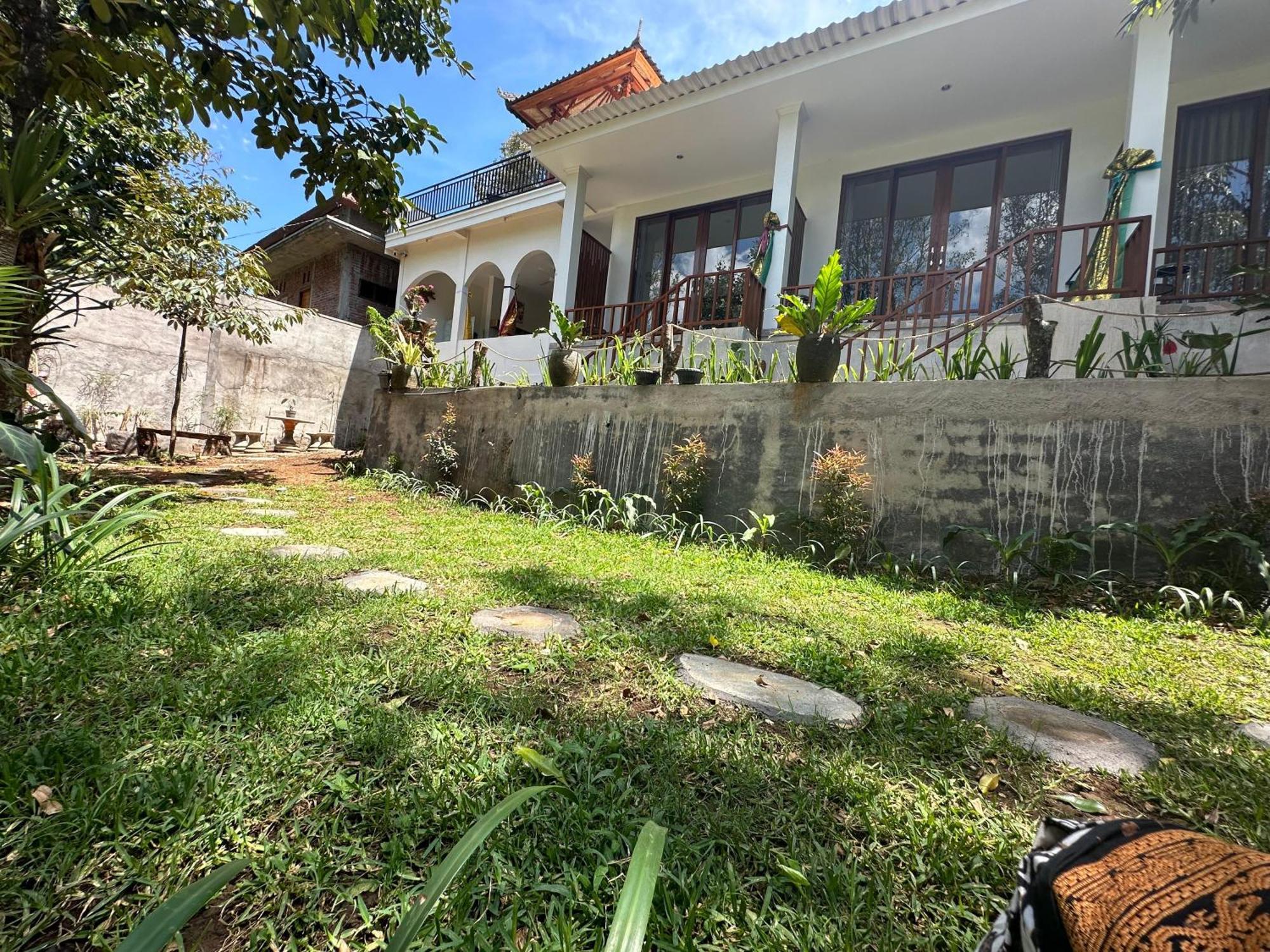 Umah Yugadi Bali Lägenhet Munduk Exteriör bild