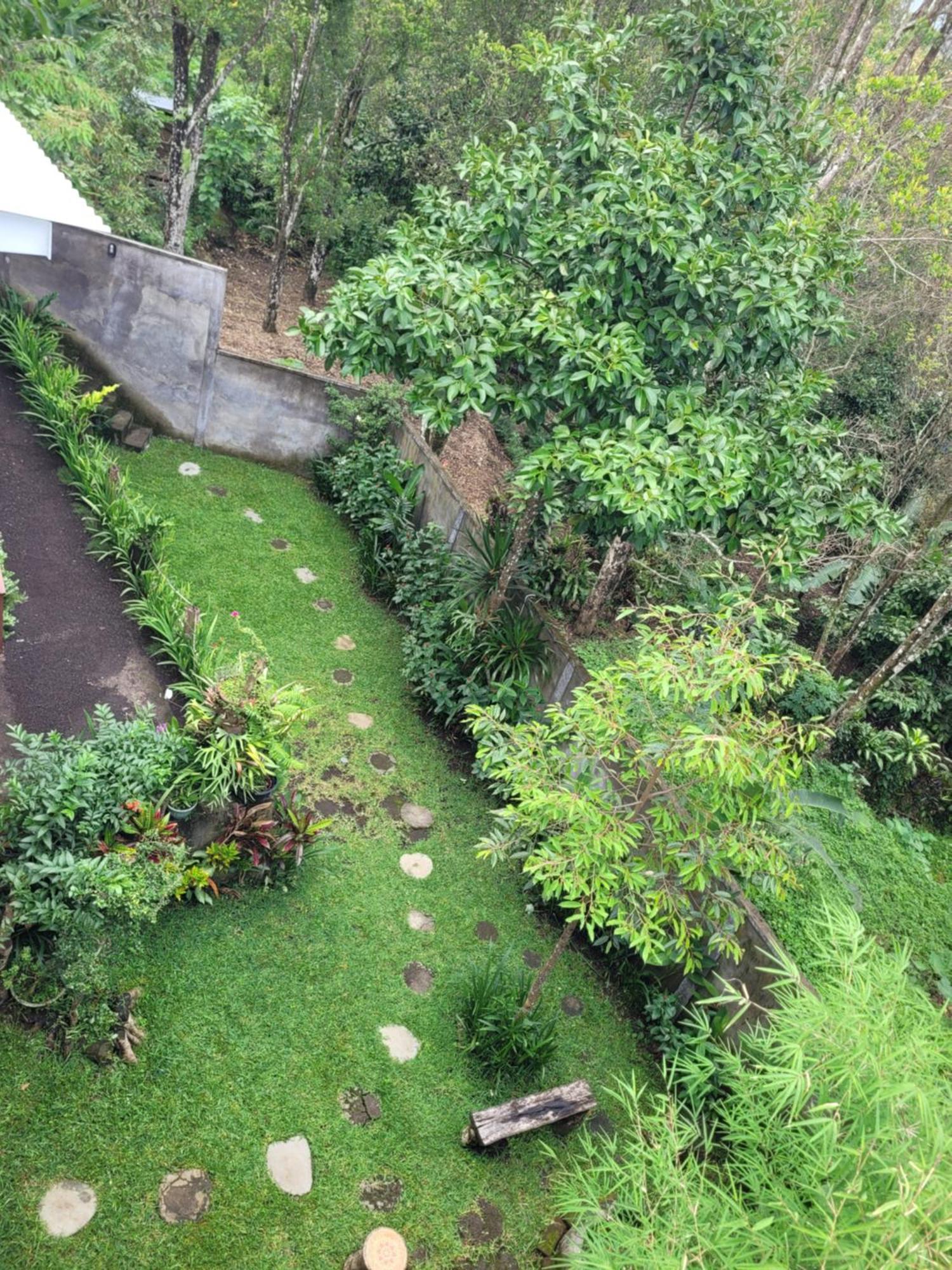 Umah Yugadi Bali Lägenhet Munduk Exteriör bild