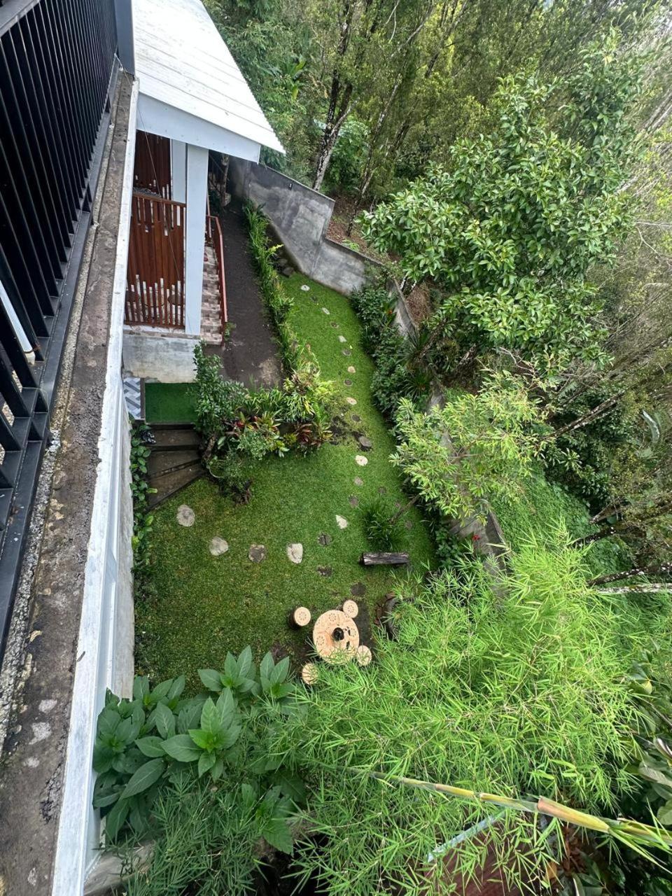 Umah Yugadi Bali Lägenhet Munduk Exteriör bild