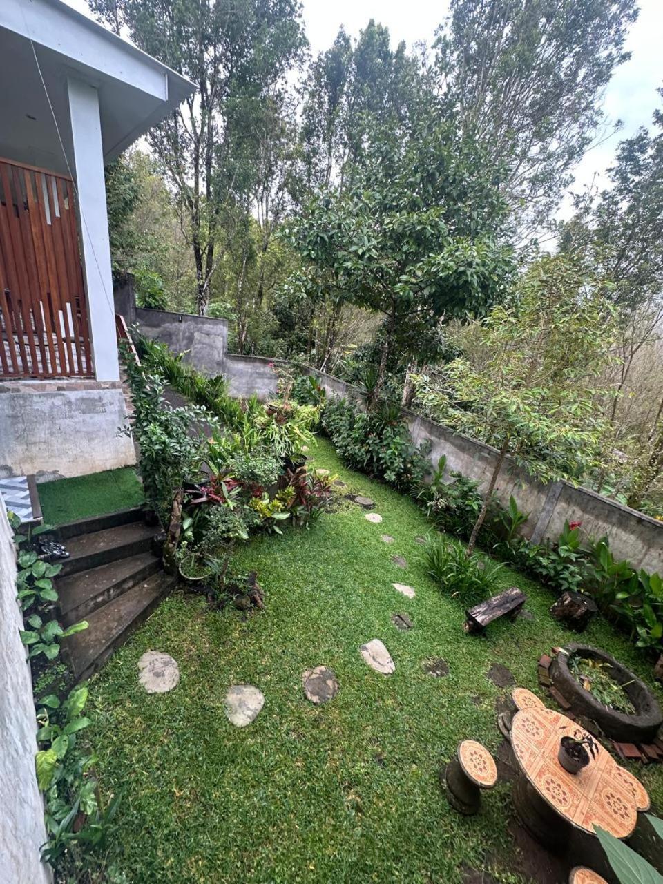 Umah Yugadi Bali Lägenhet Munduk Exteriör bild